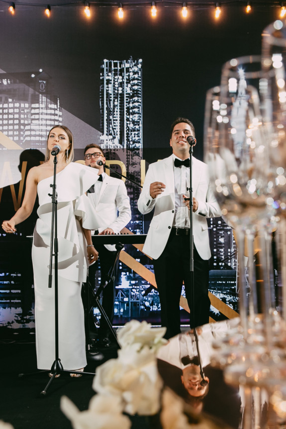 Какую кавер-группу выбрать на свадьбу