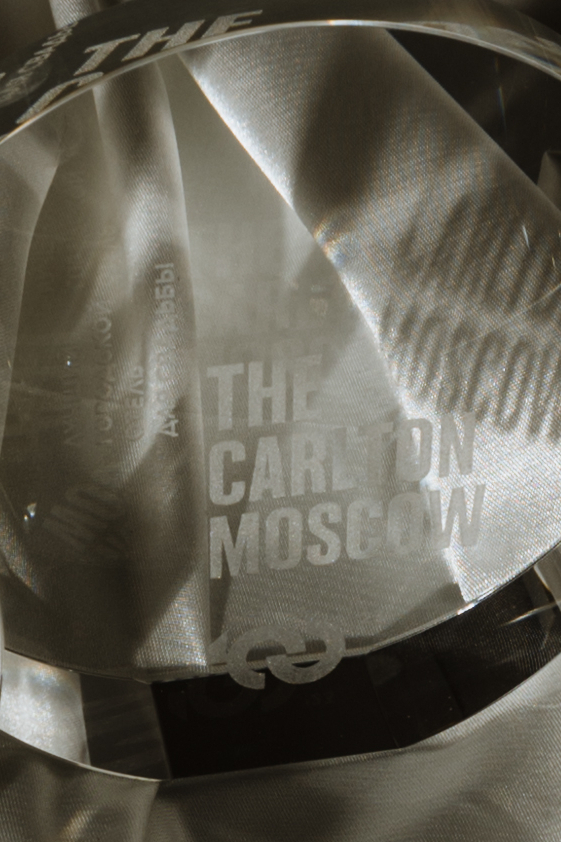 Как нужно праздновать 20 лет любви: дворцовая