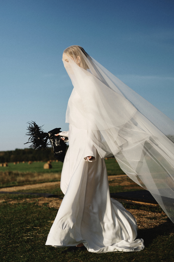 Интервью с невестой о свадьбе-рейве в подмосковном отеле Пайн Ривер