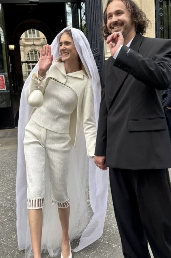 Необычный образ невесты от Ласзло Мари Баде