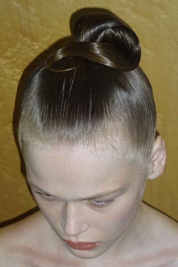 Какую прическу выбрать невесте по знаку зодиака?