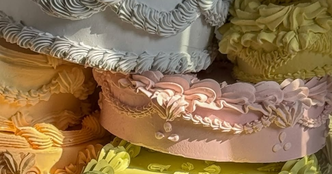 Где заказать дизайнерский свадебный торт в Москве?