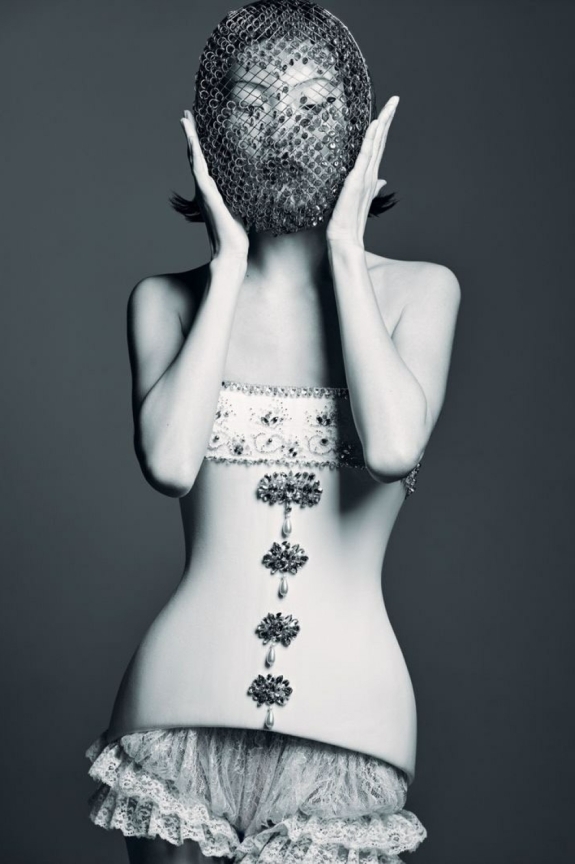 Что надеть невесте вместо платья: 7 стильных альтернатив 2026