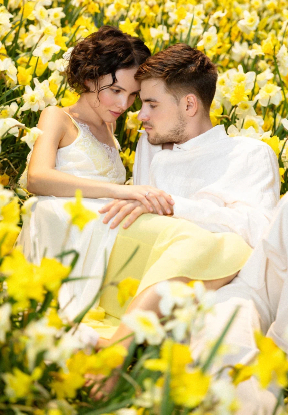 Стася Милославская и Егор Ушаков в романтичном кампейне