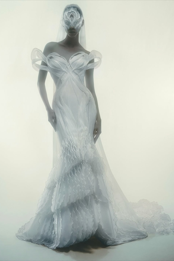 Готика в свадебной моде