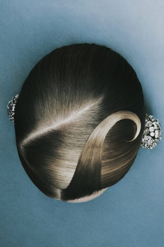 Свадебные прически на короткие волосы — 2026: идеи и фото