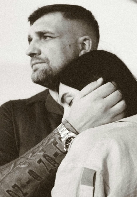 Баста и его жена Елена Пинская: история любви и семья