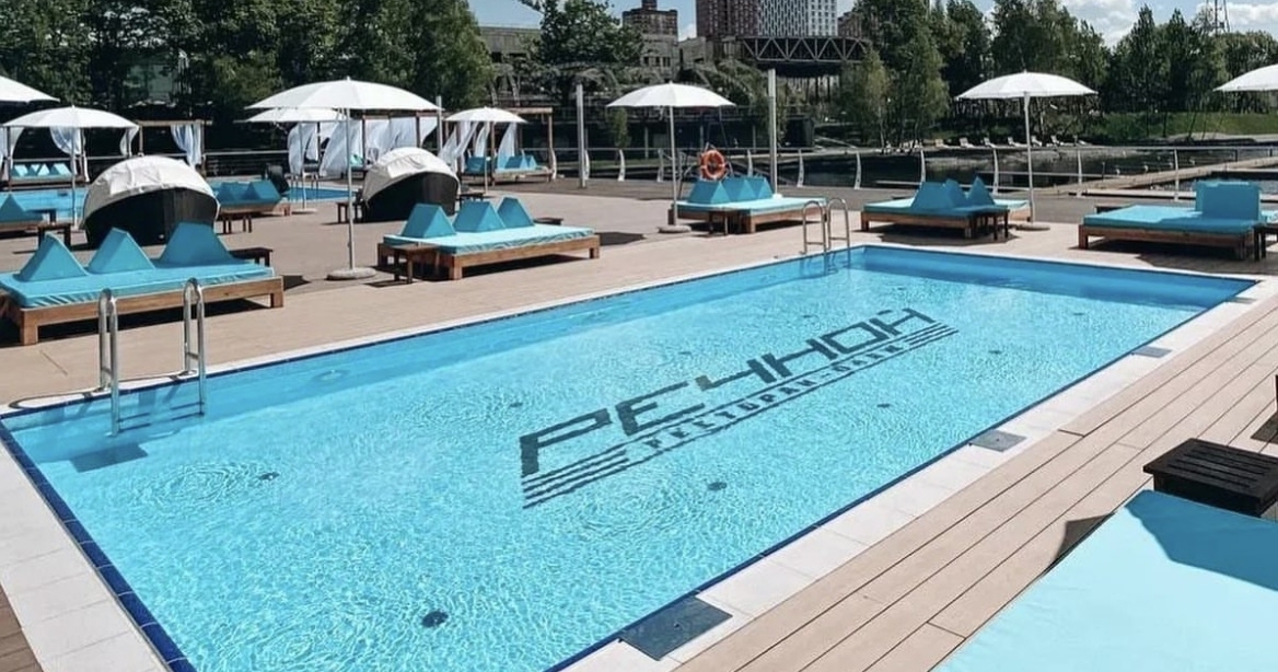 5 открытых бассейнов в Москве для летнего