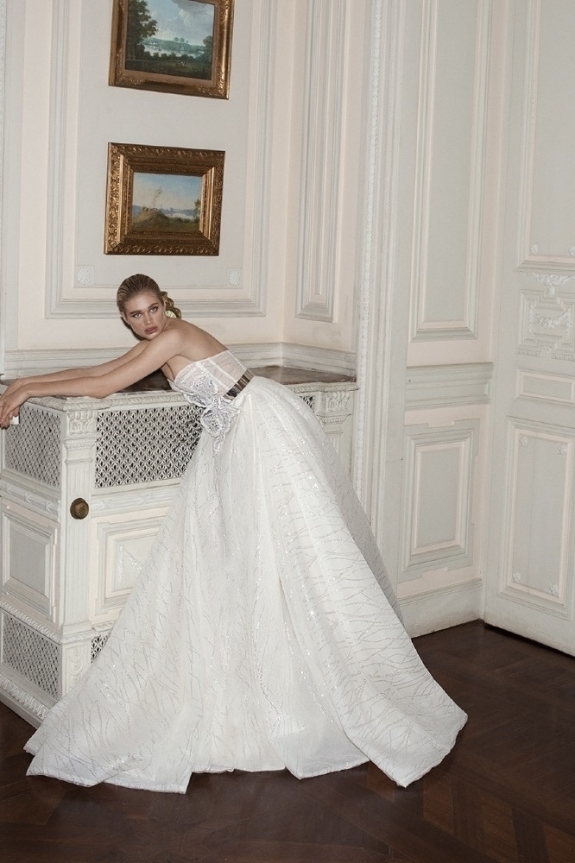 Салоне Blanche | Голое платье | Прозрачное платье | Свадебные платья