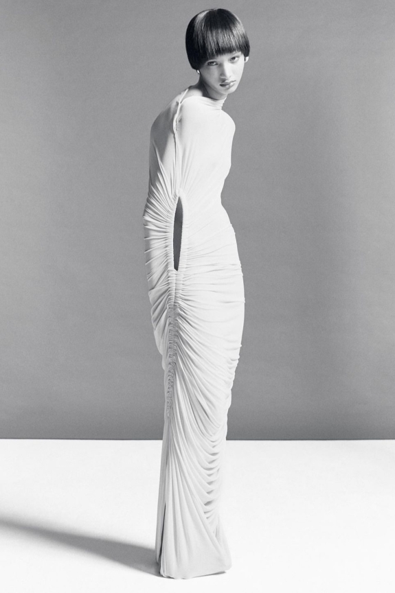 Закрытые свадебные платья