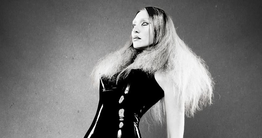 Кто стилизует модных селебрити в России?