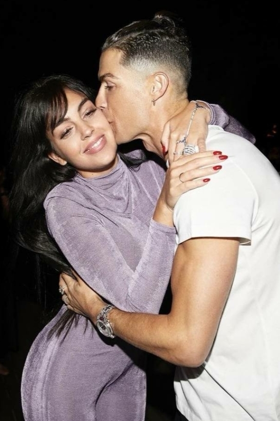 История любви Криштиану Роналду и Джорджины Родригес