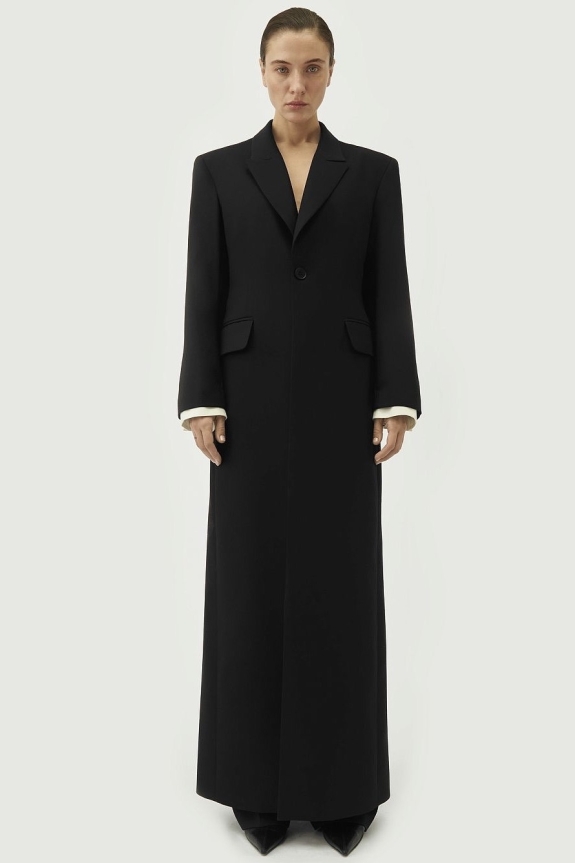 7 новогодних образов в духе Хейли Бибер,