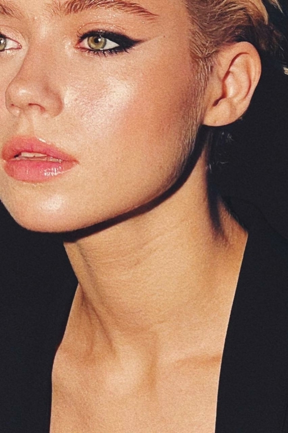 Макияж на Новый год | Новогодние прически | Как составить образ на Новый год 2023