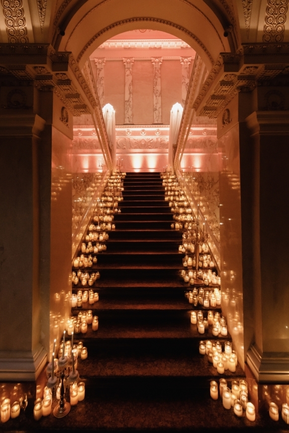 Как прошел юбилей Фор Сизонс в Санкт-Петербурге? «Сны» Монферрана, выступление пианиста Лоренцо Баньяти, литературный баттл с Цыпкиным в роли Пушкина и не только