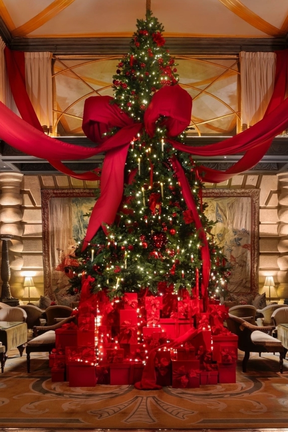 Новый год 2024 в отелях Москвы | Отели с новогодней программой | Где отметить Новый год 2024?