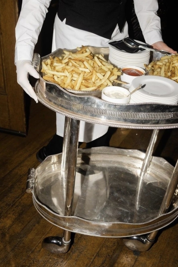 Куда пойти на первое свидание зимой?