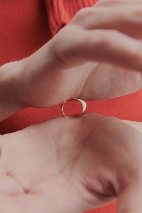 Wrong ring, wrong guy. Сколько должно стоить