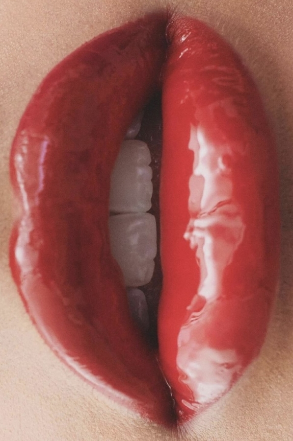 10 трендов весеннего маникюра. Обновляемся к 8