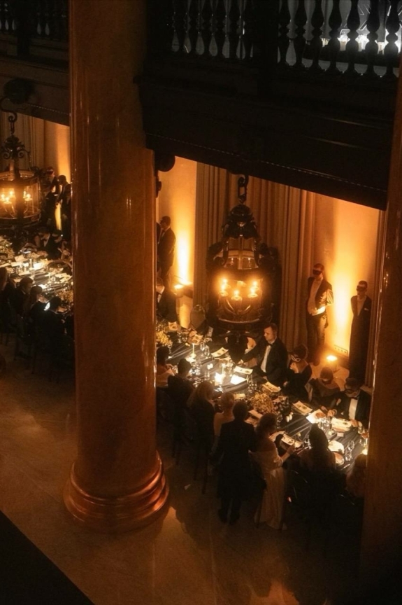 Теперь на Большой Никитской есть свой Париж.