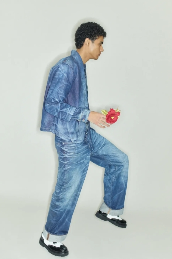 Репетиция весны в ботаническом саду, «Любовь в