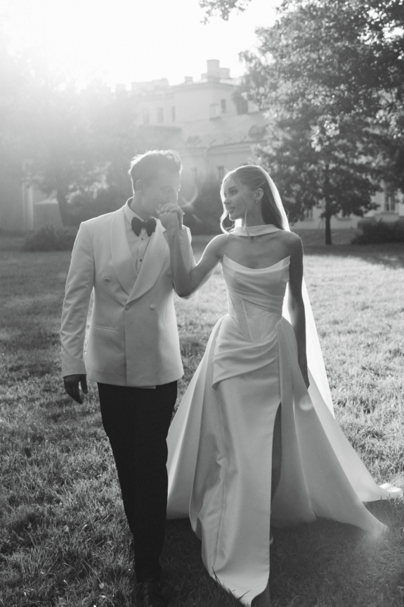 Свадьба Анастасии Шепелевич и Егора Чернова в Петербурге — интервью и фото