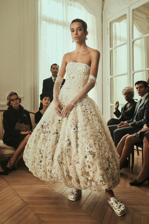 Свадебные биркенштоки и балетки: удобная обувь невесты 2026