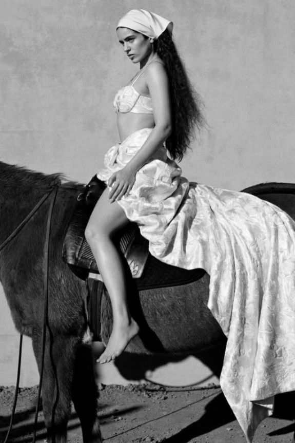 Аффирмации на любовь и деньги: техники манифестации 2026