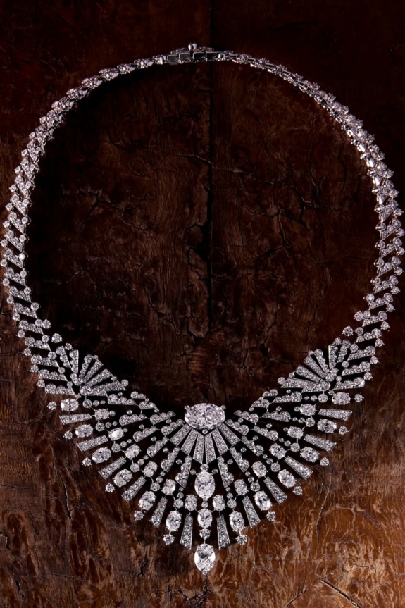 Самые дорогие украшения в истории: цены, фото и истории