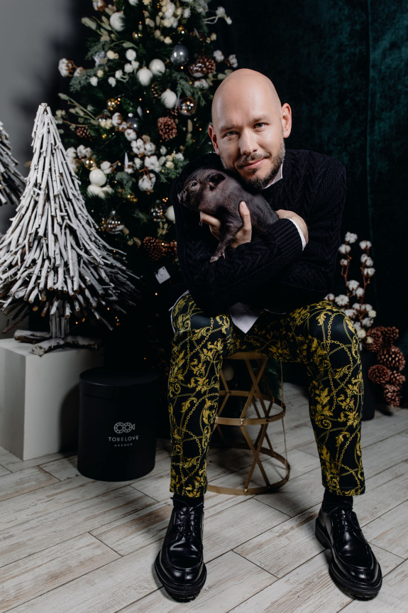 Александр Белов и команда TOBELOVE