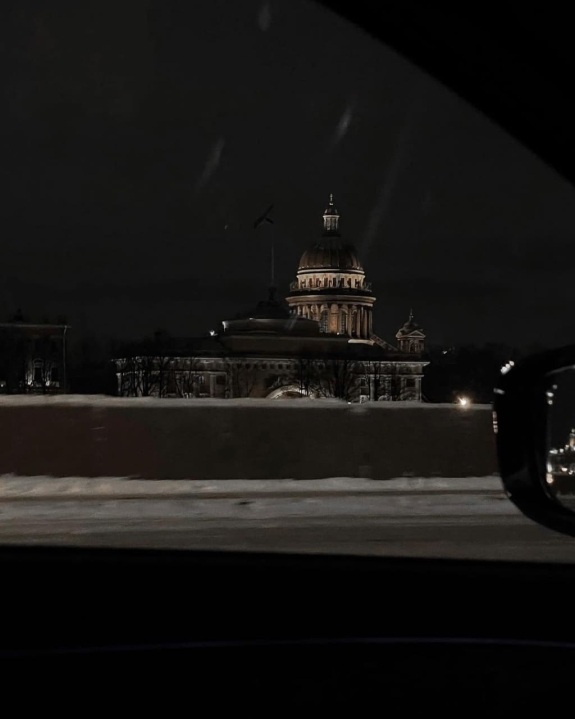 Если в Петербург, то в Four Seasons