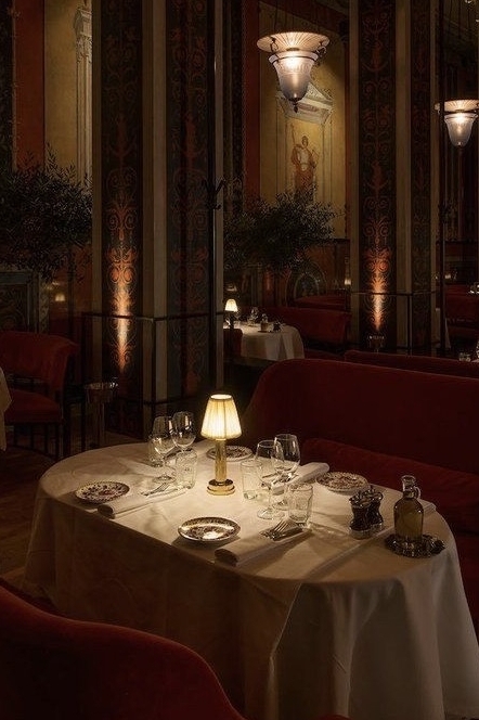 Эстетский свадебный номер в Marco Polo Moscow