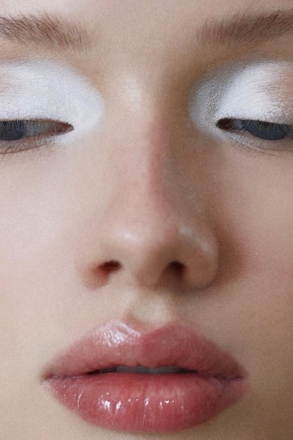 Любовь не имеет границ: что подарить девушке