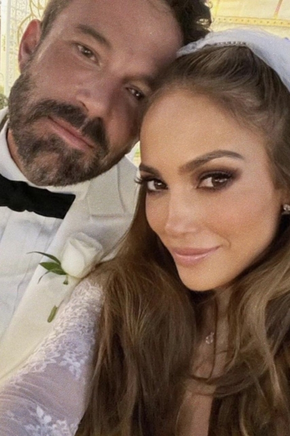 Дженнифер Лопес и Бен Аффлек | Джей Ло и Бен Аффлек | Джей Ло и Бен Аффлек поженились | Бен Аффлек и Джей Ло 2022 |	 Бен Аффлек и Джей Ло новости |  Джей Ло и Бен Аффлек свадьба