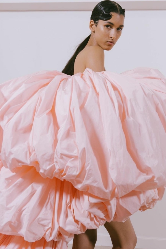 На заметку невестам: осенне-зимние тренды с модных