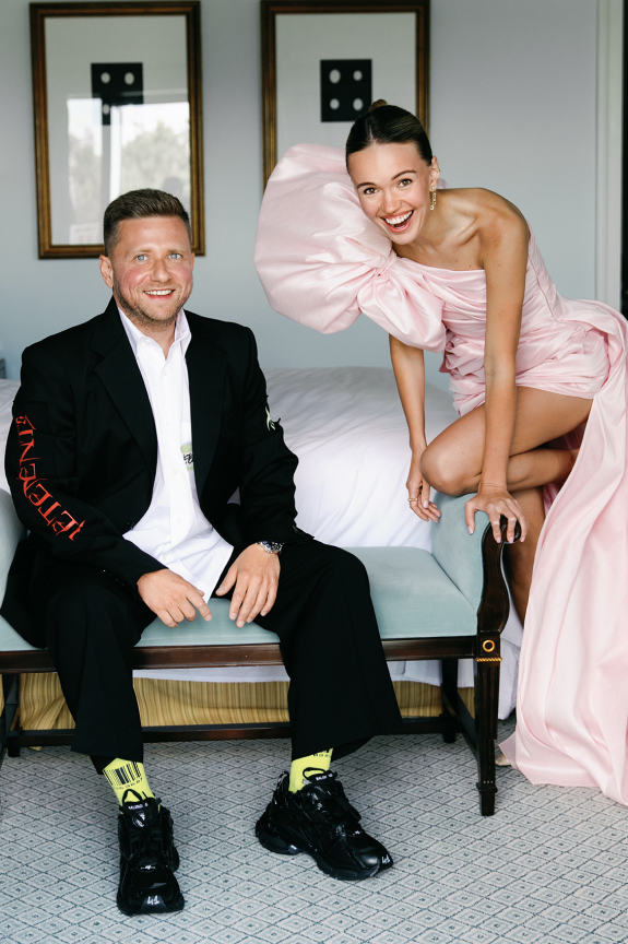 Реальная свадьба в Four Seasons Hotel Lion Palace | Интервью с невестой о романтичном первом свидании, черном свадебном платье и важных советах для тех, кто готовится к свадьбе