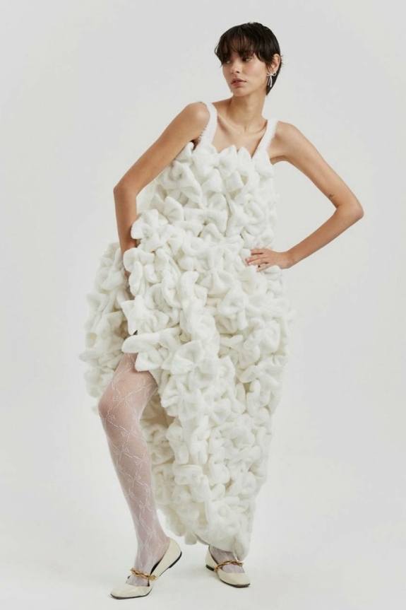 Как выбрать платье беременной невесте?