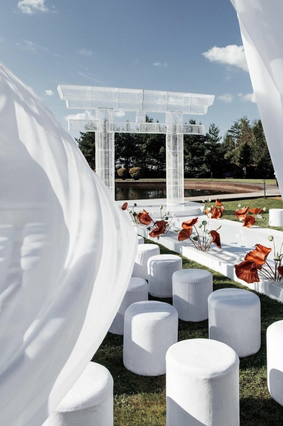 5 самых запоминающихся свадеб сезона 2022 в