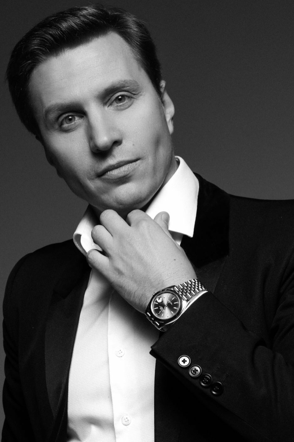 Интервью с Александром Беловым о карьере шоумена, «своих» людях и балансе работа-жизнь