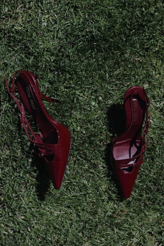 Страз много не бывает. Выбираем образ невесты