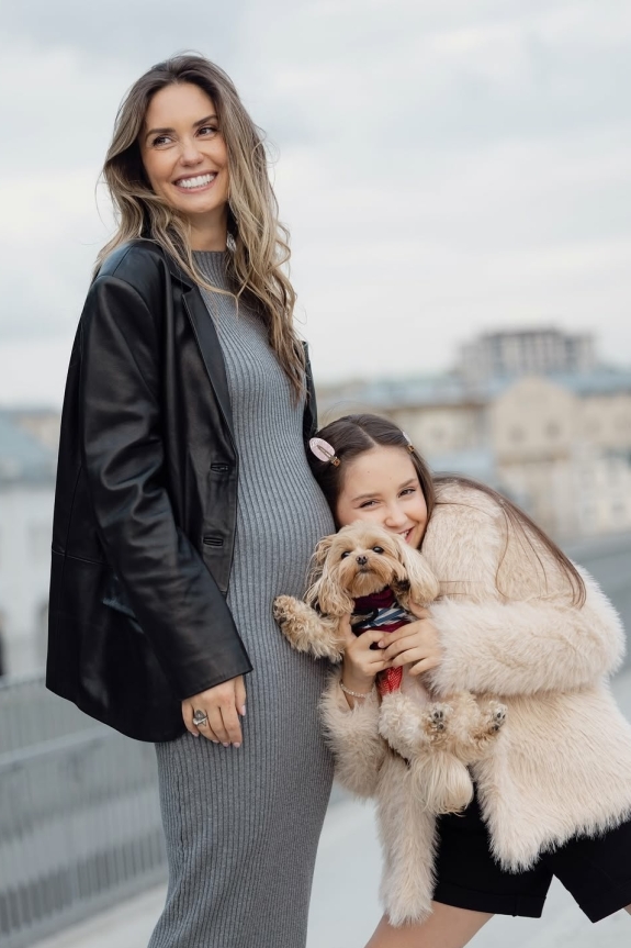 Агата Муцениеце ждет ребенка от Петра Дранги