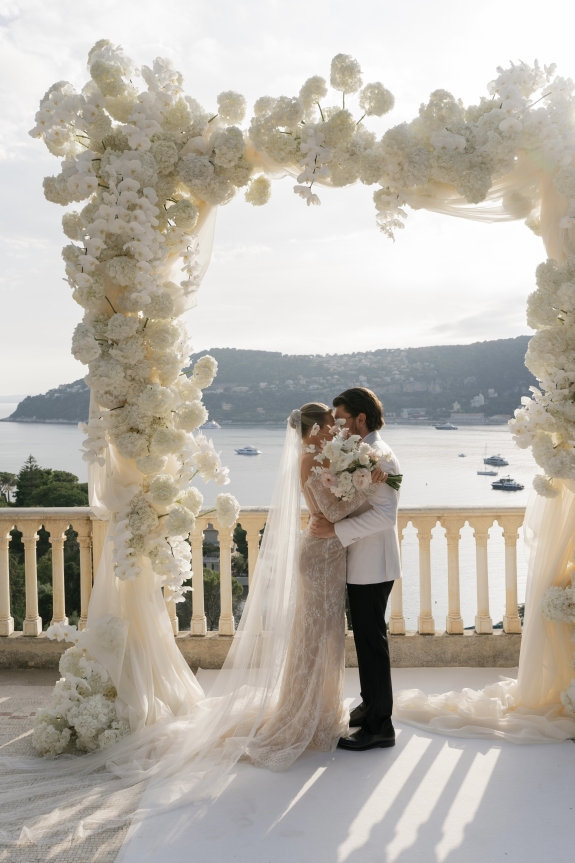 Невеста Виолетта Сили — о свадьбе на Лазурном берегу