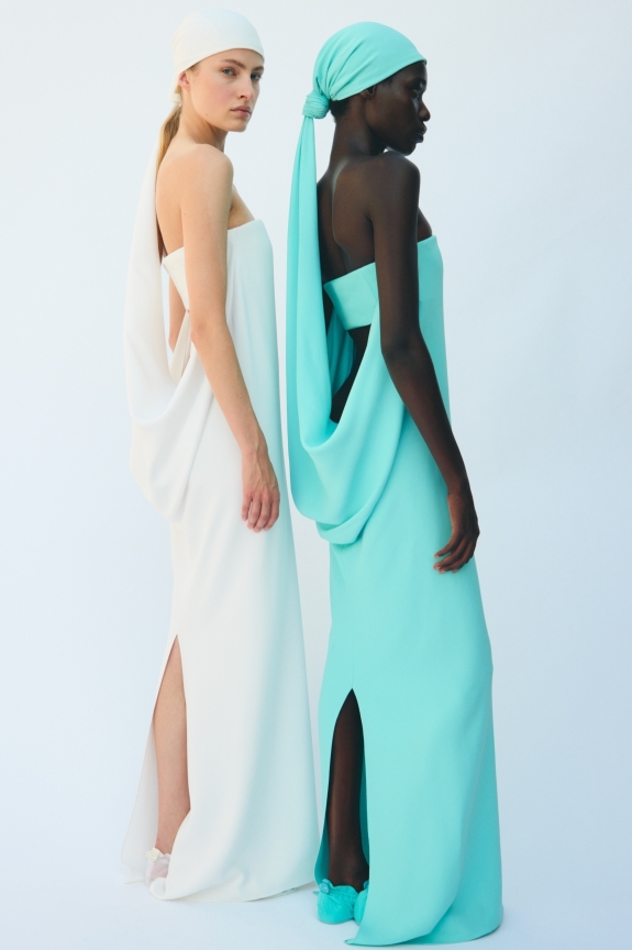 Показ Jacquemus весна-лето 2027: коллекция Le Bonheur