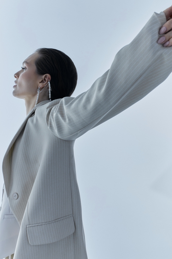 Визажист | Свадебный стилист | Какую косметику выбрать | Какой крем выбрать | Какой тон выбрать | Какую тушь выбрать | Какую пудру выбрать | Косметика | Лучшая косметика | Какая косметика лучше | Декоративная косметика | Макияж 2024 | Уходовая косметика