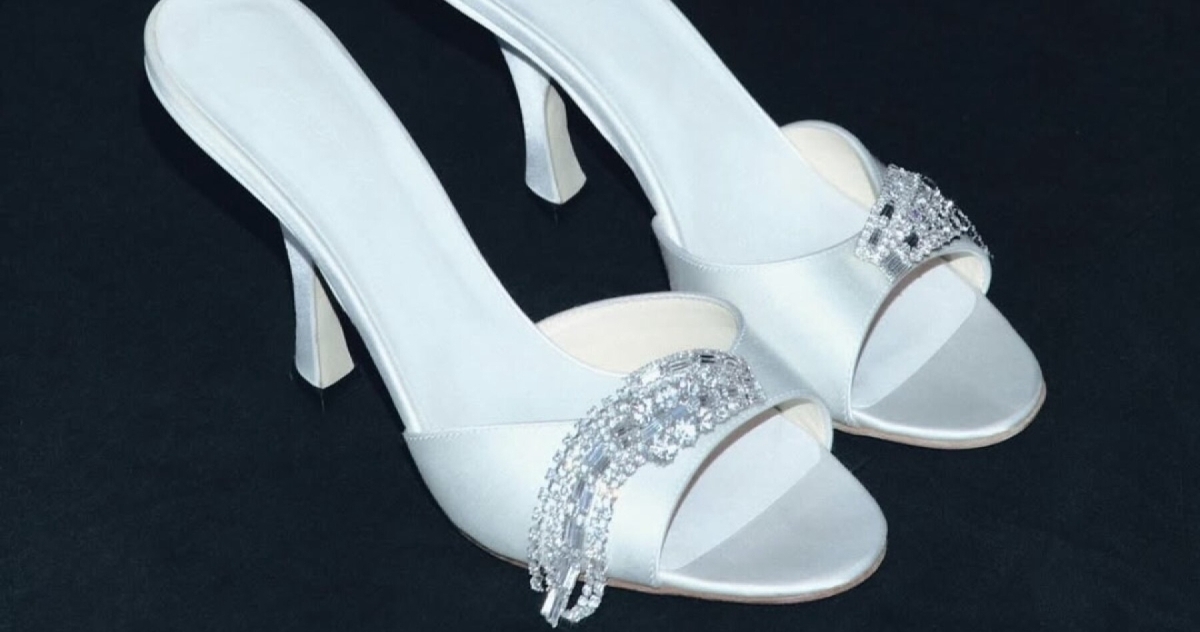 14 лучших брендов свадебной обуви — от