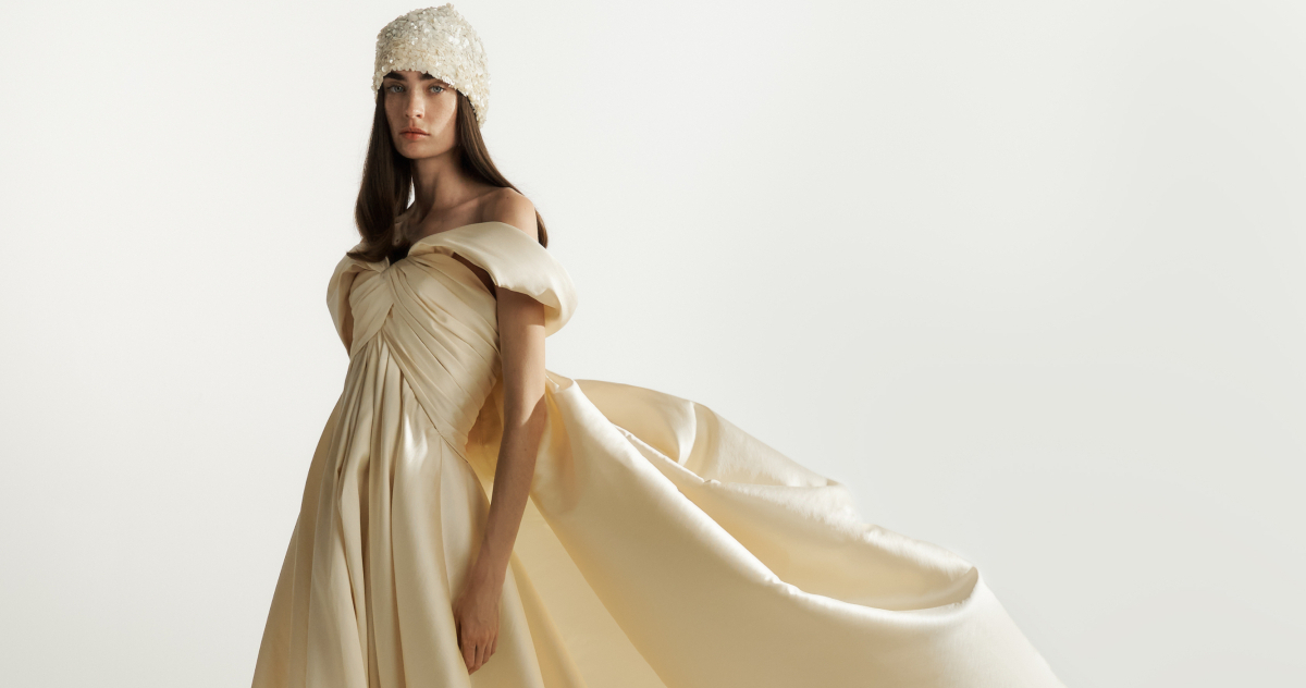 Какая она — невеста Valentin Yudashkin 2026?