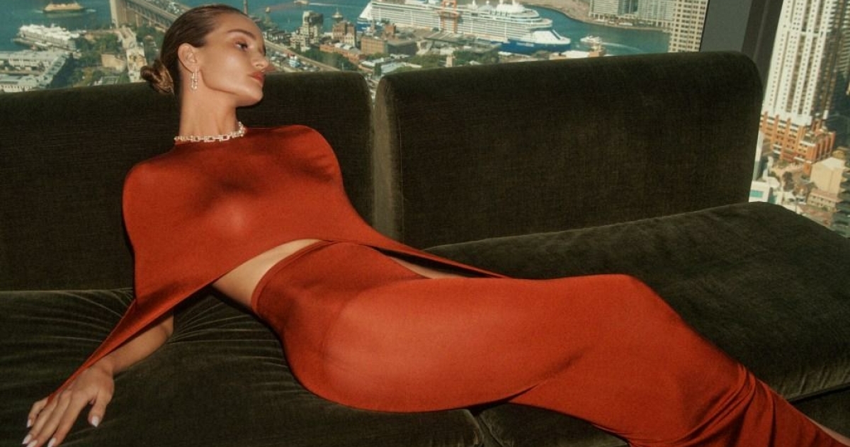 Роузи Хантингтон-Уайтли дала редкое интервью о жизни