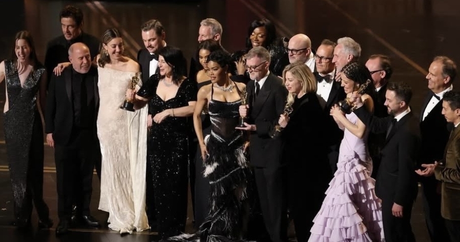 Лучшие образы звезд и победители «Оскар-2026»