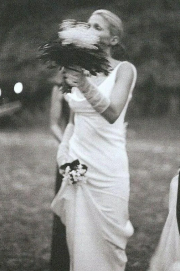 Свадебное платье Кэролин-Биссет Кеннеди | История свадебного платья