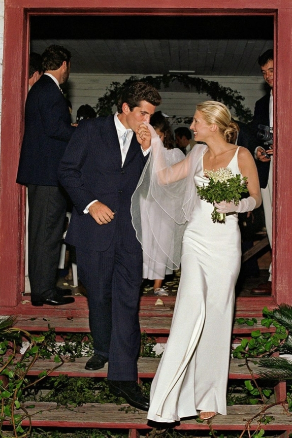 Любуемся новой вечерней коллекцией Edem Couture